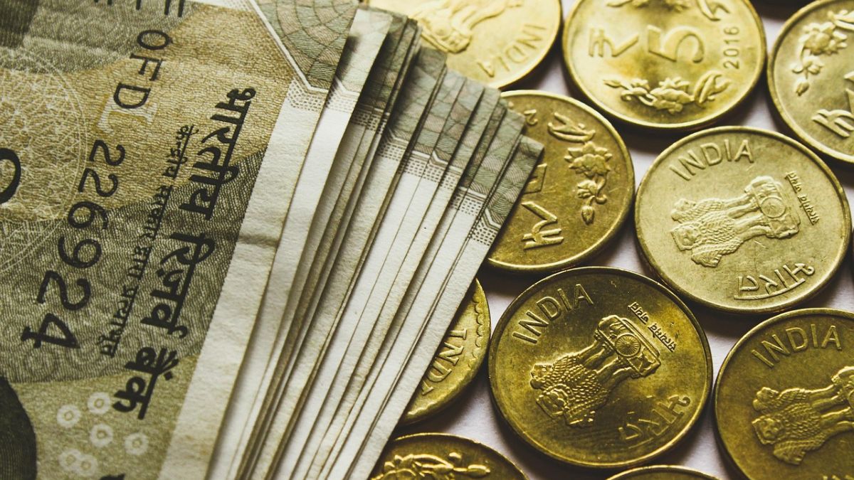 Rupee Soars: Records Biggest Weekly Gain in Over Two Years Fueled by Strong Inflows