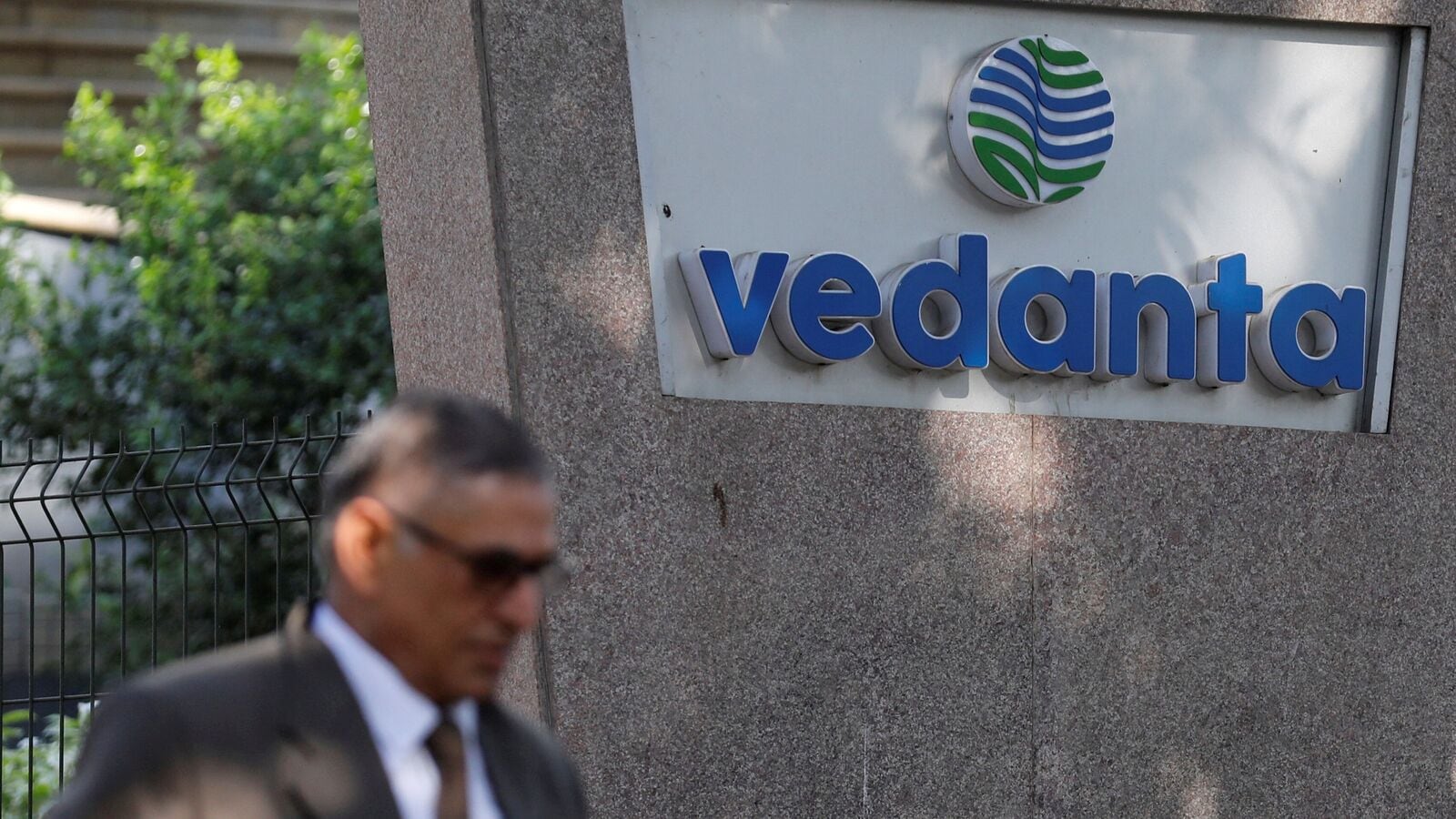 Vedanta Q4 Earnings Preview: Anticipated 140% YoY Net Profit Surge Amidst Aluminium and Oil & Gas Challenges