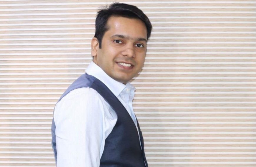 Top 5 Breakout Stocks to Buy or Sell Today: Sumeet Bagadia's Expert Picks for May 8, 2025