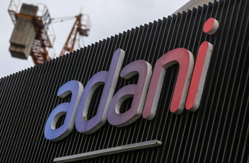 Adani Enterprises Soars: Q4 Profit Skyrockets 7.5x to ₹3,845 Crore!