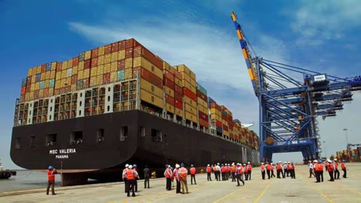 Adani Ports Q4 Earnings Soar: 47.78% Profit Surge, Record Cargo Volume & Rs 7 Dividend Announced!