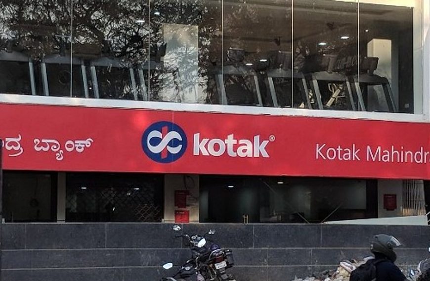 Analyzing Kotak Mahindra Bank Q4 Results: Mixed Brokerage Opinions Predict Sustained Growth Ahead