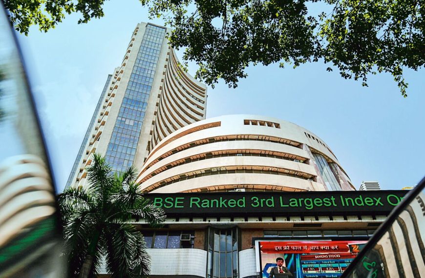 BSE Share Price Soars 9% After Q4 Results and Dividend Announcement: Is It Time to Buy or Sell?