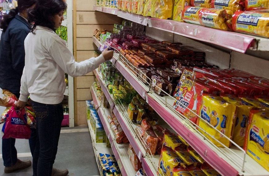 DMart Shares Drop 3% After Q4 Results: Radhakishan Damani and Promoters Face Over ₹6000 Crore Wealth Erosion