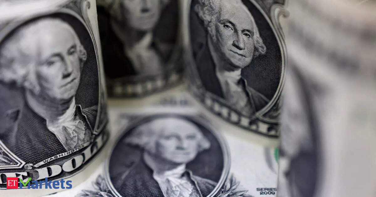 Dollar Set for Third Weekly Victory as Tariff Tensions Dwindle