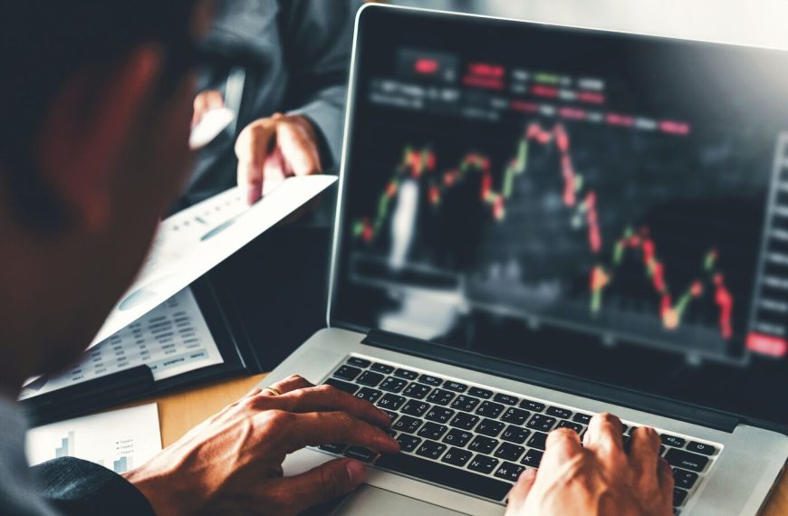 Exploring Small-Cap Stocks Under ₹50: LIC and SBI Life-Owned NBFCs Surge After Major Fundraise!