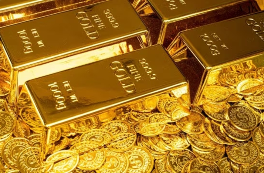 Gold Plummets 7% from Record High of $3,500: What This Means for Investors
