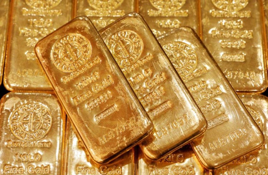 Gold Prices Soar 2% as Trump Stokes Tariff Tensions Before Federal Reserve Meeting