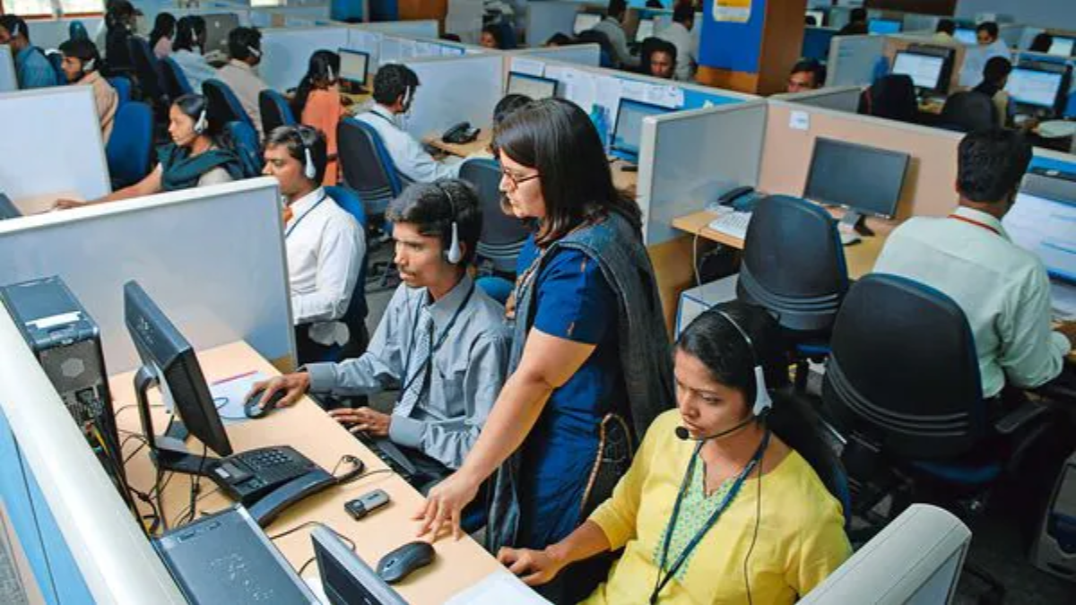 IT Firms Recommend Remote Work as India-Pakistan Tensions Rise and Travel Restrictions Implemented