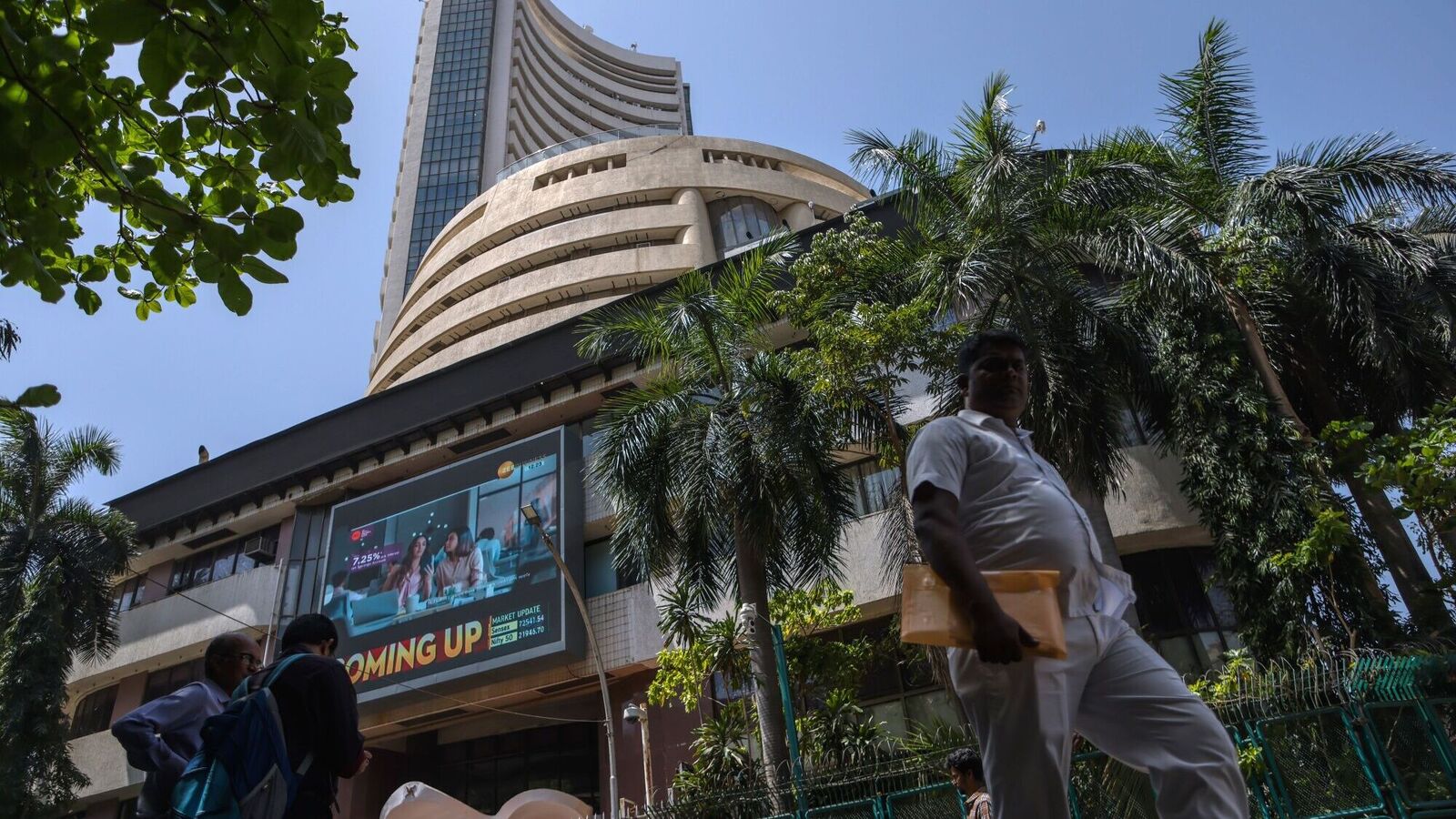 Indian Stock Market Update: Sensex Drops 155 Points, Nifty 50 Falls Below 24,400 as PSU Banks Drive Broad Sell-Off