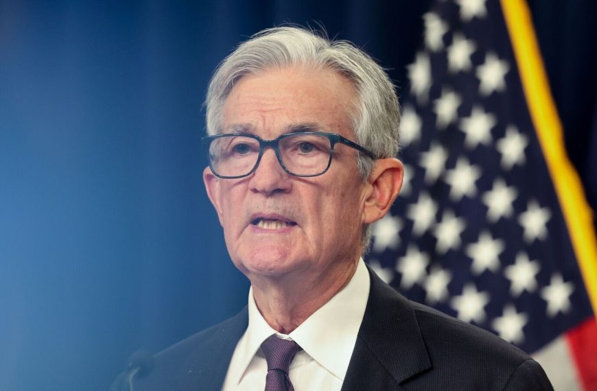 Jerome Powell's 5 Crucial Risks: What Every Investor Needs to Know About the US Fed
