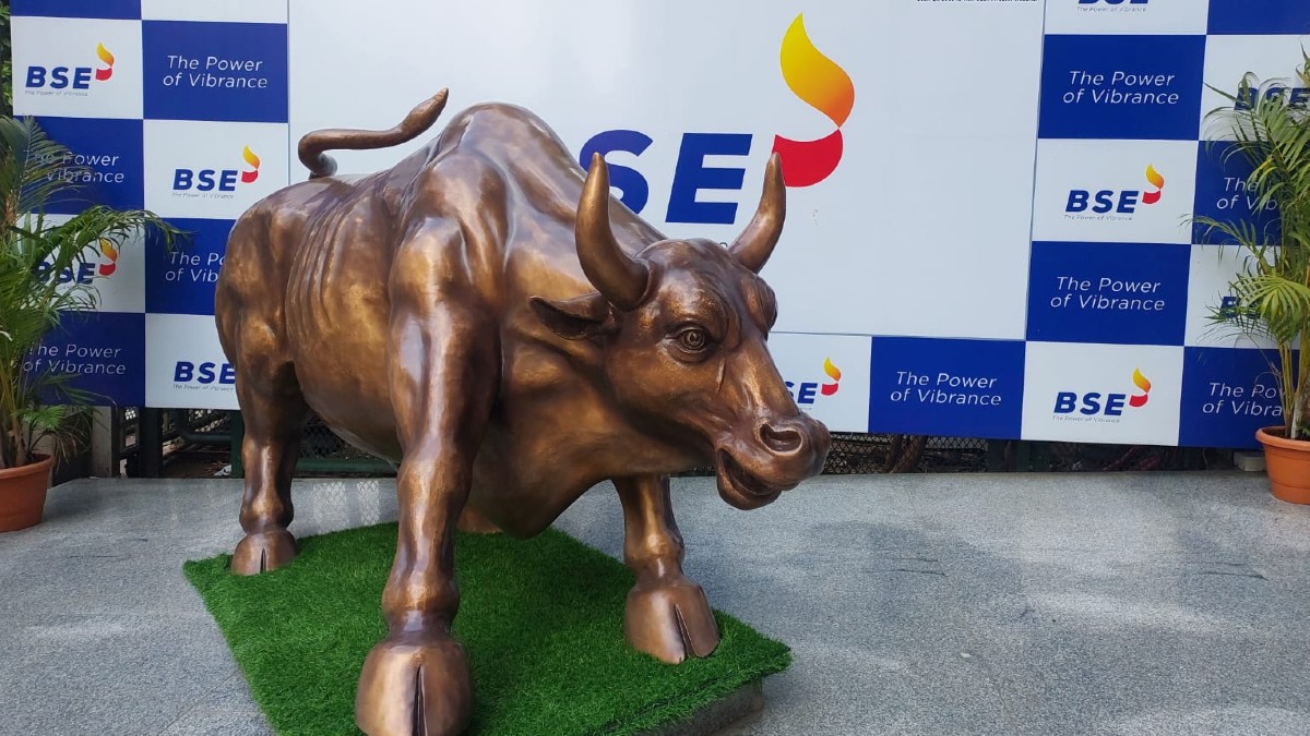Market Update: Nifty Holds Steady at 24,700 as Sensex Gains 180 Points – Top 5 Highlights You Need to Know!