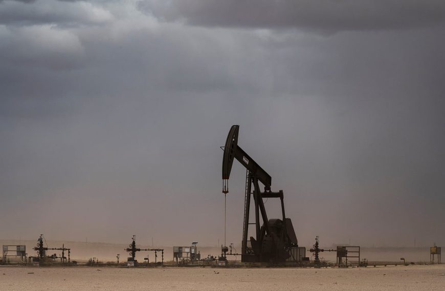 Oil Prices Struggle as Increased OPEC+ Supply Pressures Market Outlook