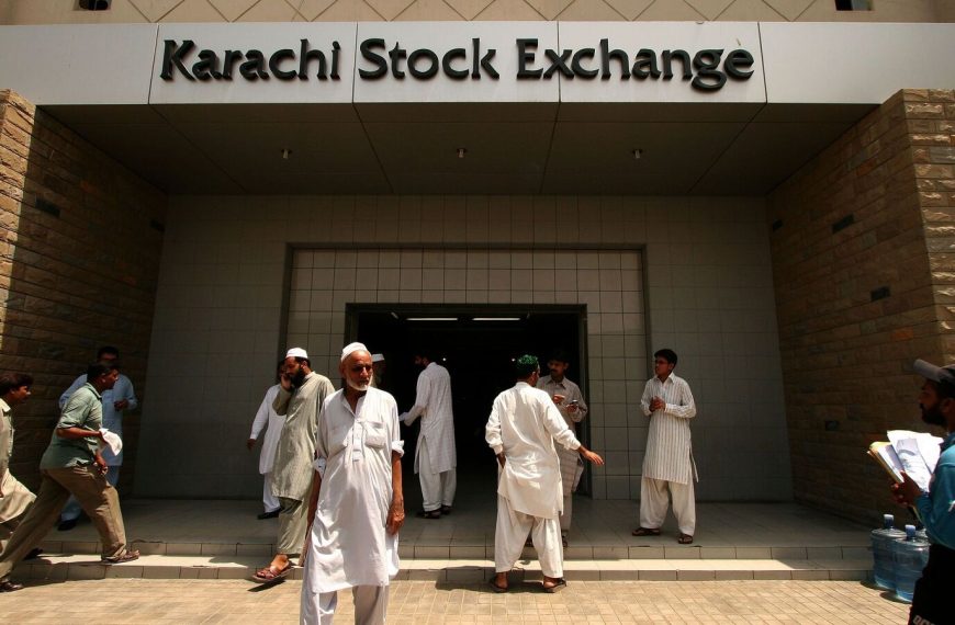 Pakistan Stock Market Plummets: KSE 100 Index Drops 9% in Just Four Days Amid Rising India-Pakistan Tensions, Down 7% Year-to-Date