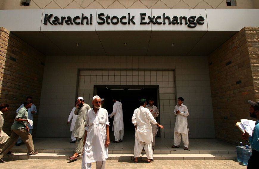Pakistan Stock Market Surge: KSE 100 Index Rebounds After 4-Day Decline Amid India-Pakistan Tensions