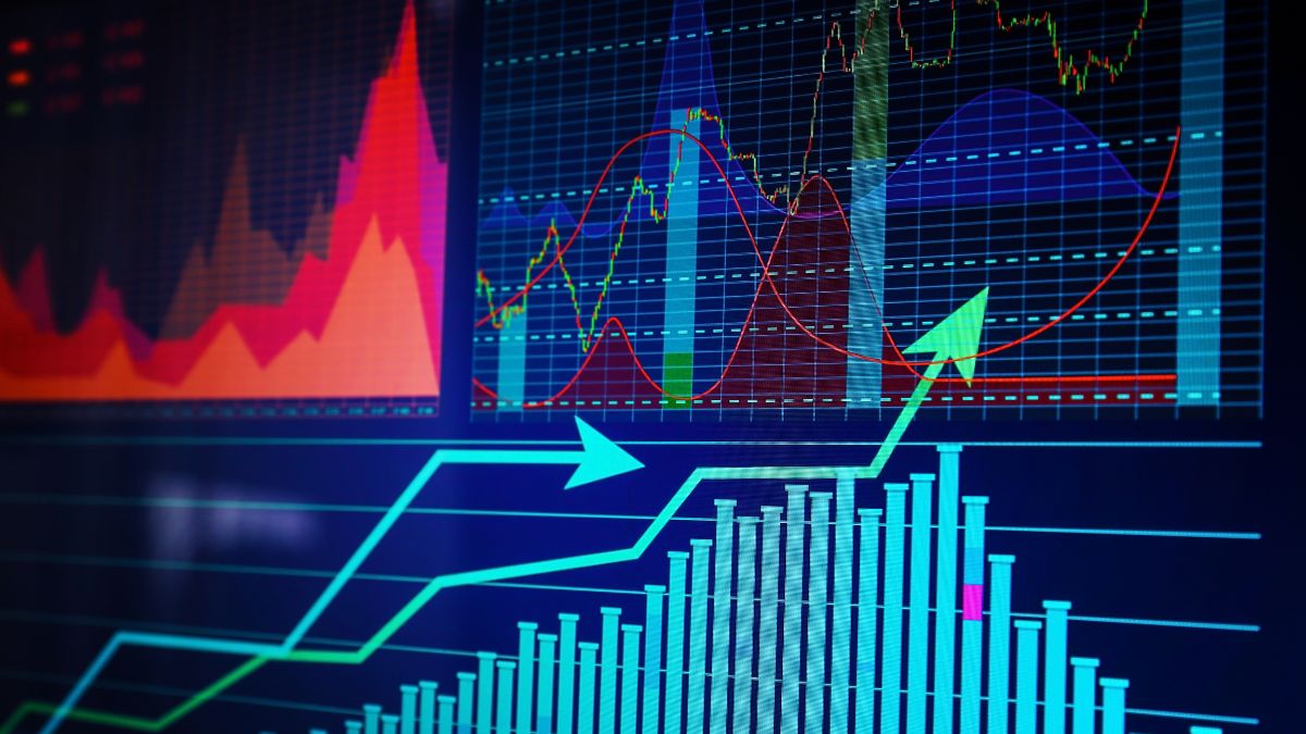 Q4 2025 Earnings Live Updates: Coal India, Dabur, Voltas, PNB, MRF & More Reveal Key Financials Today!