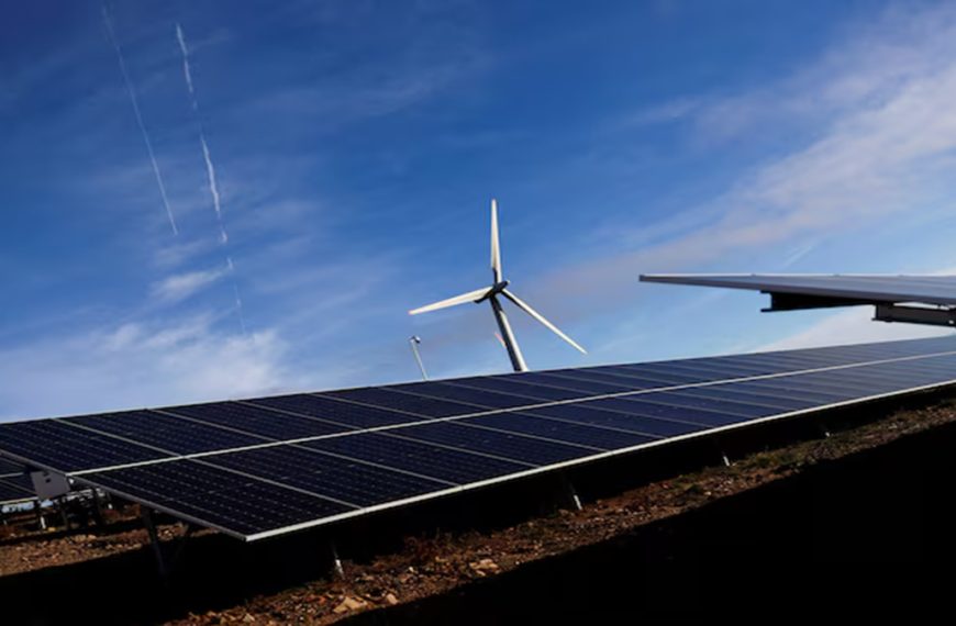 ReNew Secures $100 Million UK Investment to Boost Solar Manufacturing
