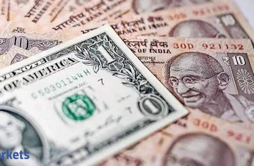 Rupee Dips 31 Paise to 84.66 Against US Dollar Amidst Tensions Following Pahalgam Attack Retaliation