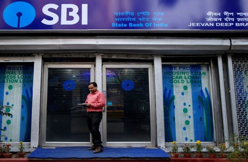 SBI Declares Massive Rs 15.90 Dividend After 12 Years and Plans to Raise Rs 25,000 Crore!