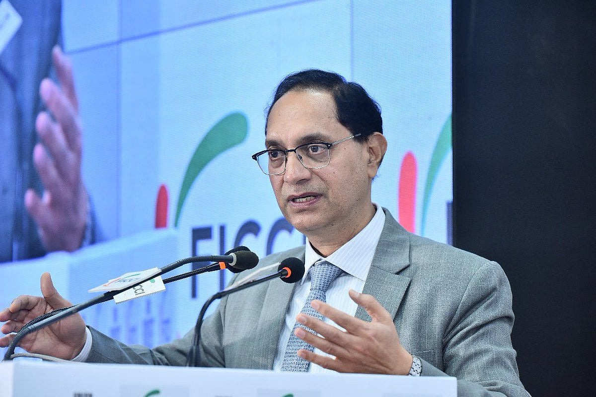 SEBI Chairman Unveils Plans for a Centralized KYC System: A Game Changer for Financial Compliance