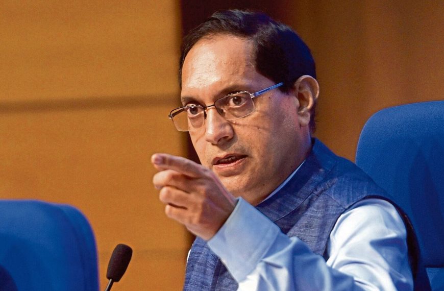 SEBI Chief Dismisses Aptitude Test for Retail Traders in F&O: Ensures Robust Fraud Prevention Measures in Place