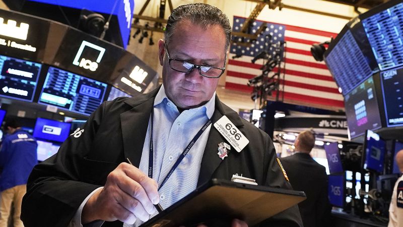 S&P 500 Breaks 20-Year Winning Streak Amid Tariff Turmoil: What Investors Need to Know