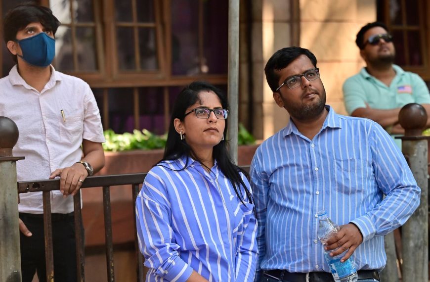 Sensex Plummets Nearly 1,300 Points: 10 Key Highlights from Today’s Indian Stock Market Dive Below 24,600!