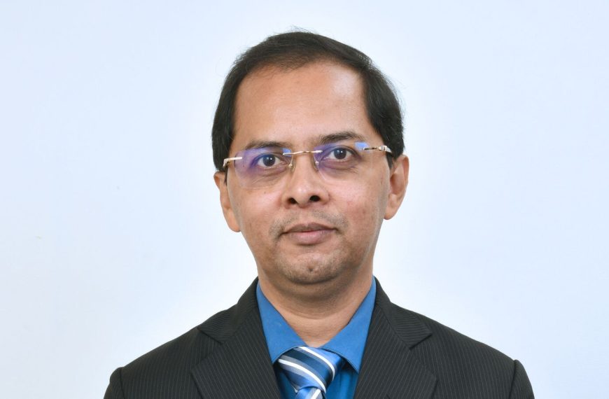 Sun Pharma Shares: Expert Dharmesh Shah from ICICI Securities Recommends Buy on May 12, 2025!