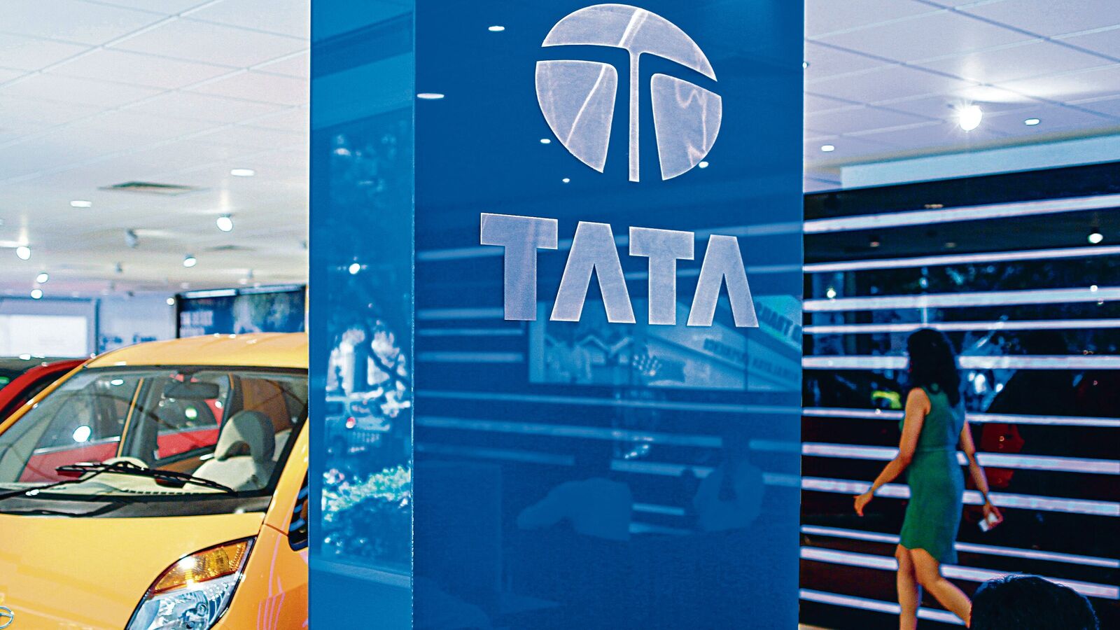 Tata Motors Stock Soars 3% Amid US-UK Trade Deal Buzz and Positive India-UK FTA Sentiment
