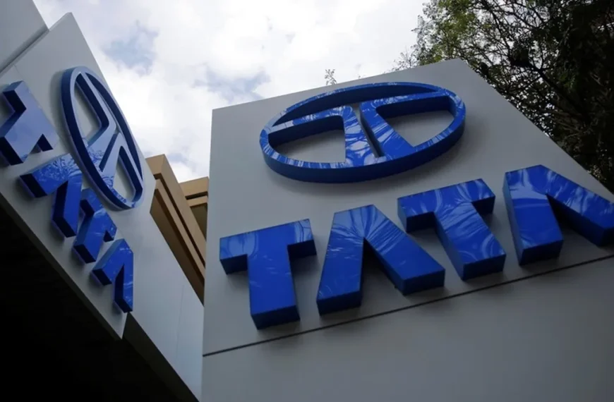 Tata Motors Surpasses Expectations with Impressive ₹8,556 Crore Profit!