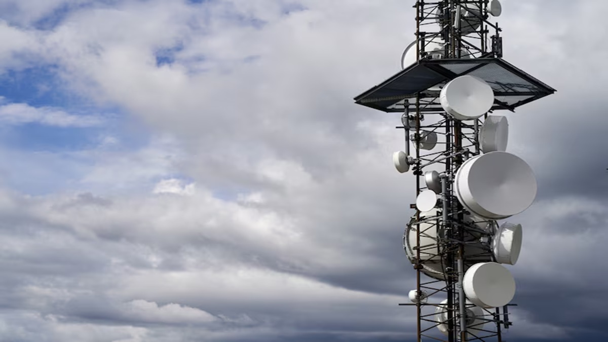 Telecom Giants Accelerate Fixed Wireless Access Expansion: March Sees Nearly 500,000 New Subscribers!