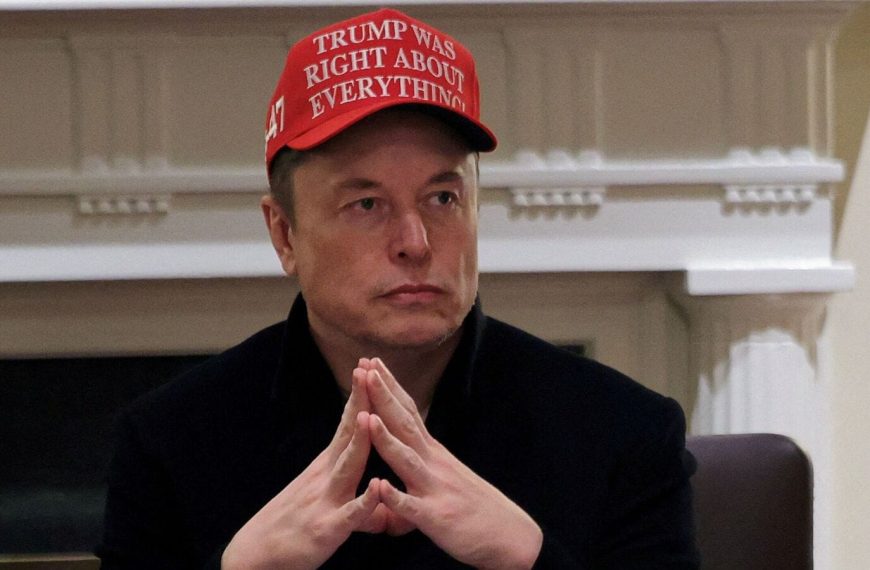 Tesla Stock Dips 3% as Board Initiates Search for New CEO to Succeed Elon Musk