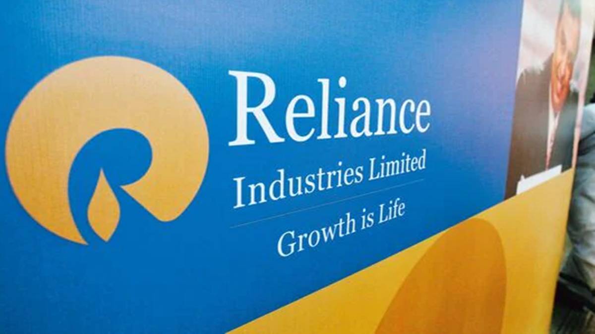 Top 10 Firms Experience ₹2.31 Lakh Crore Valuation Surge; Reliance Industries Leads the Charge!