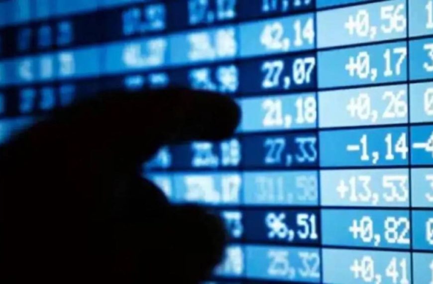 Top 3 Energy Stocks Thriving Despite Falling Oil Prices: Invest Now!