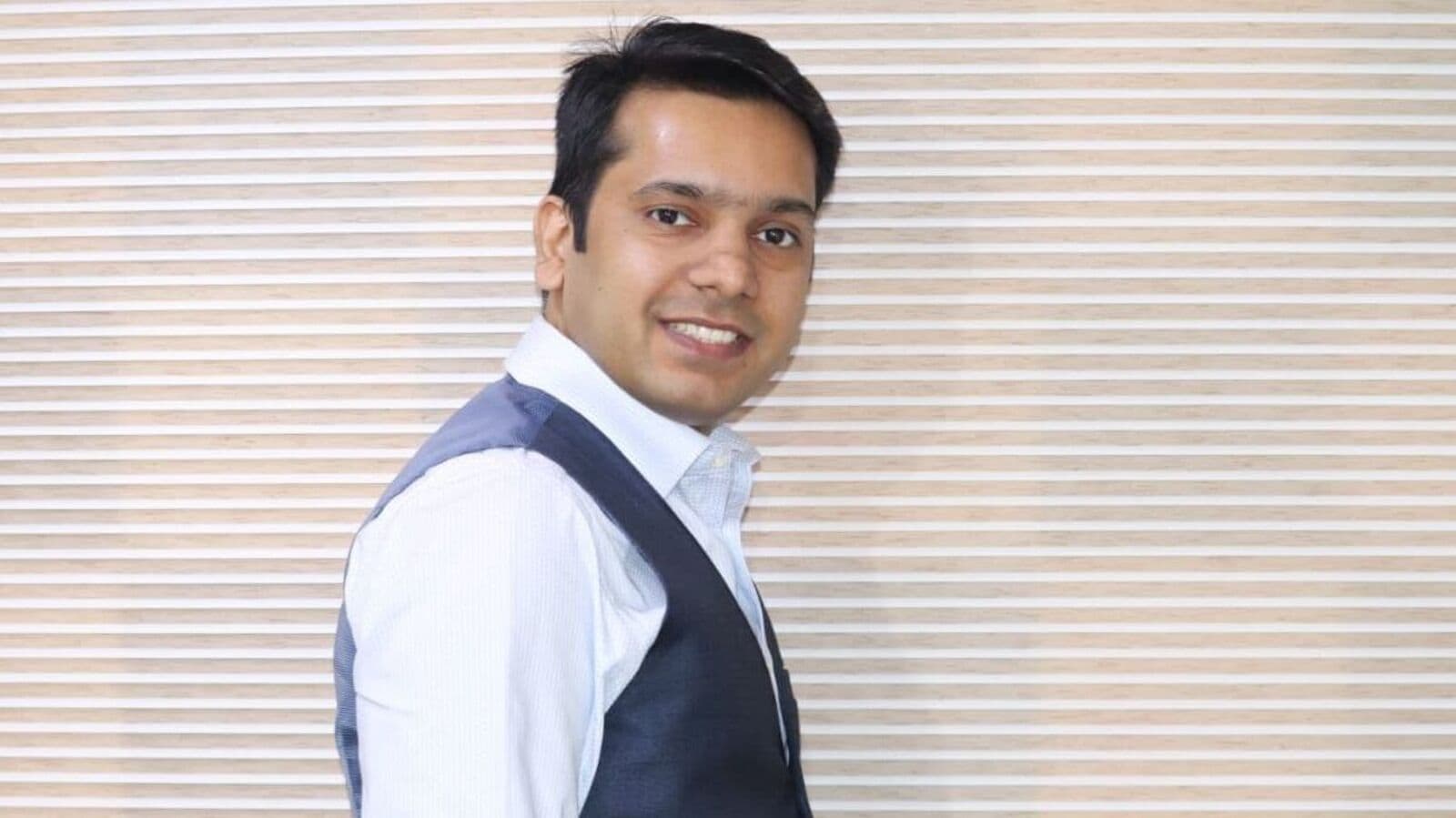 Top 5 Breakout Stocks to Buy or Sell: Sumeet Bagadia's Expert Picks Amid India-Pakistan Tensions