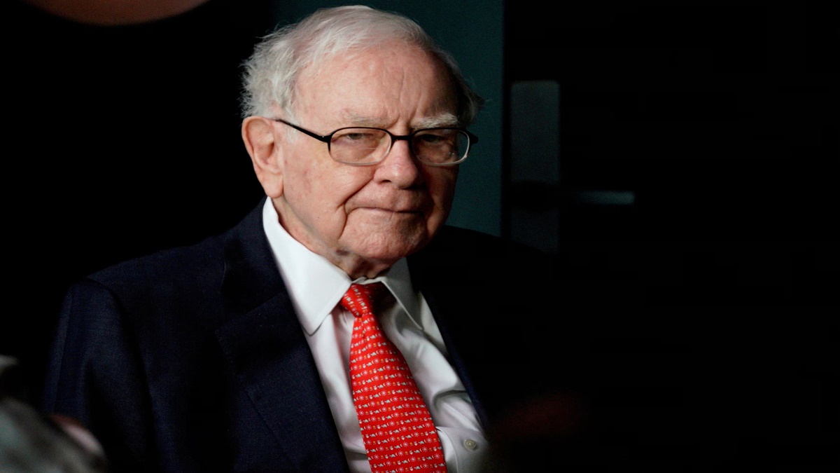 Unlocking Wisdom: Top Warren Buffett Quotes on Trade, Opportunities, and the Future of the United States from the Berkshire Meeting