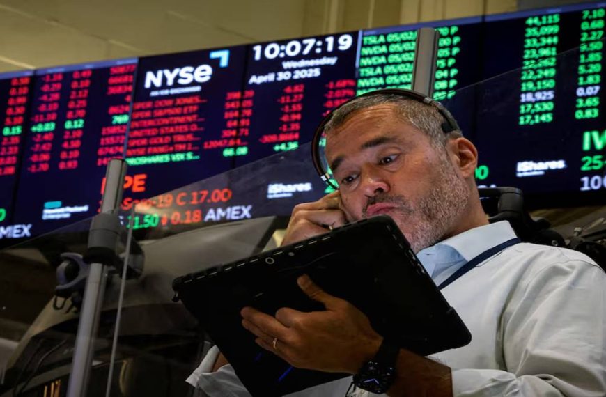 Wall Street Soars as Strong Economic Data Fuels Optimism for US-China Trade Talks