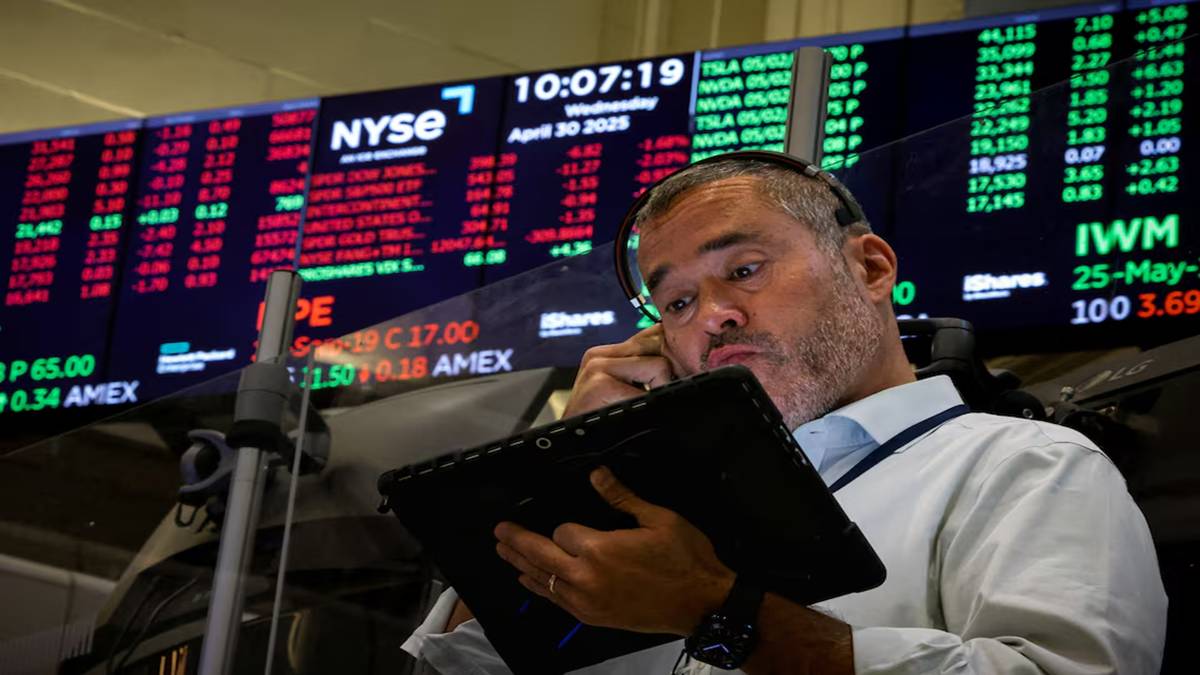 Wall Street Soars as Strong Economic Data Fuels Optimism for US-China Trade Talks